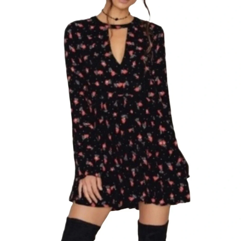 FREE PEOPLE Teagan Floral Long Sleeve Keyhole Mini Dress • 6 • black red Boho